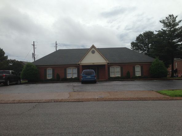 780 Walnut Knoll Ln, Cordova, TN 38018